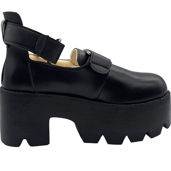 Chunky Heel Platform Mary Jane Styled Dress Shoes - Picture 4 of 7